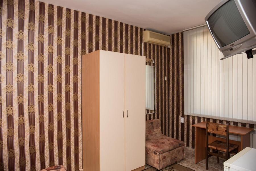 וארנה Hotel Relax מראה חיצוני תמונה