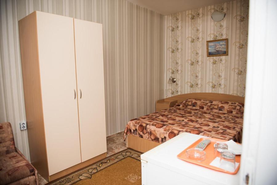 וארנה Hotel Relax מראה חיצוני תמונה